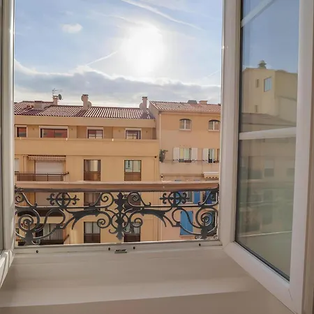 Magnifique Appartement, Plein Centre, Cozy Ментона