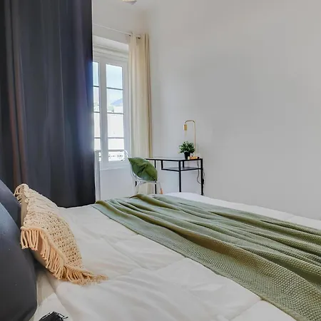 Magnifique Appartement, Plein Centre, Cozy Ментона