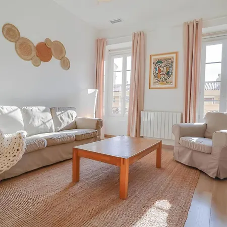 Magnifique Appartement, Plein Centre, Cozy Ментона