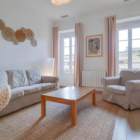 Magnifique Appartement, Plein Centre, Cozy * Ментона